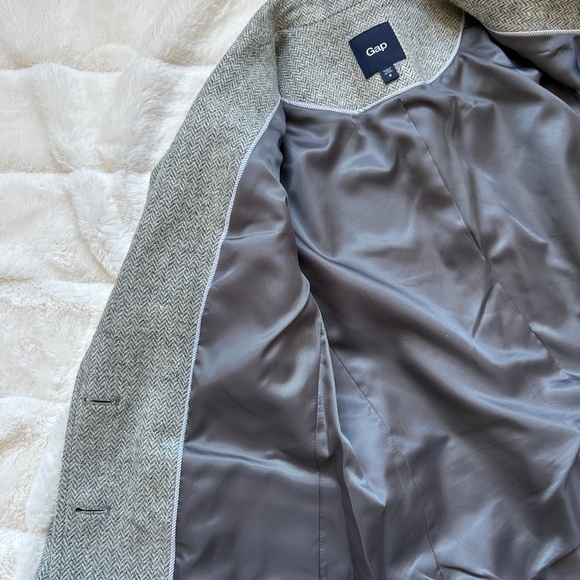 GAP 100% Wool Grey Tweed Fitted Two Button Blazer with Sewn Pockets - Picture 8 of 11